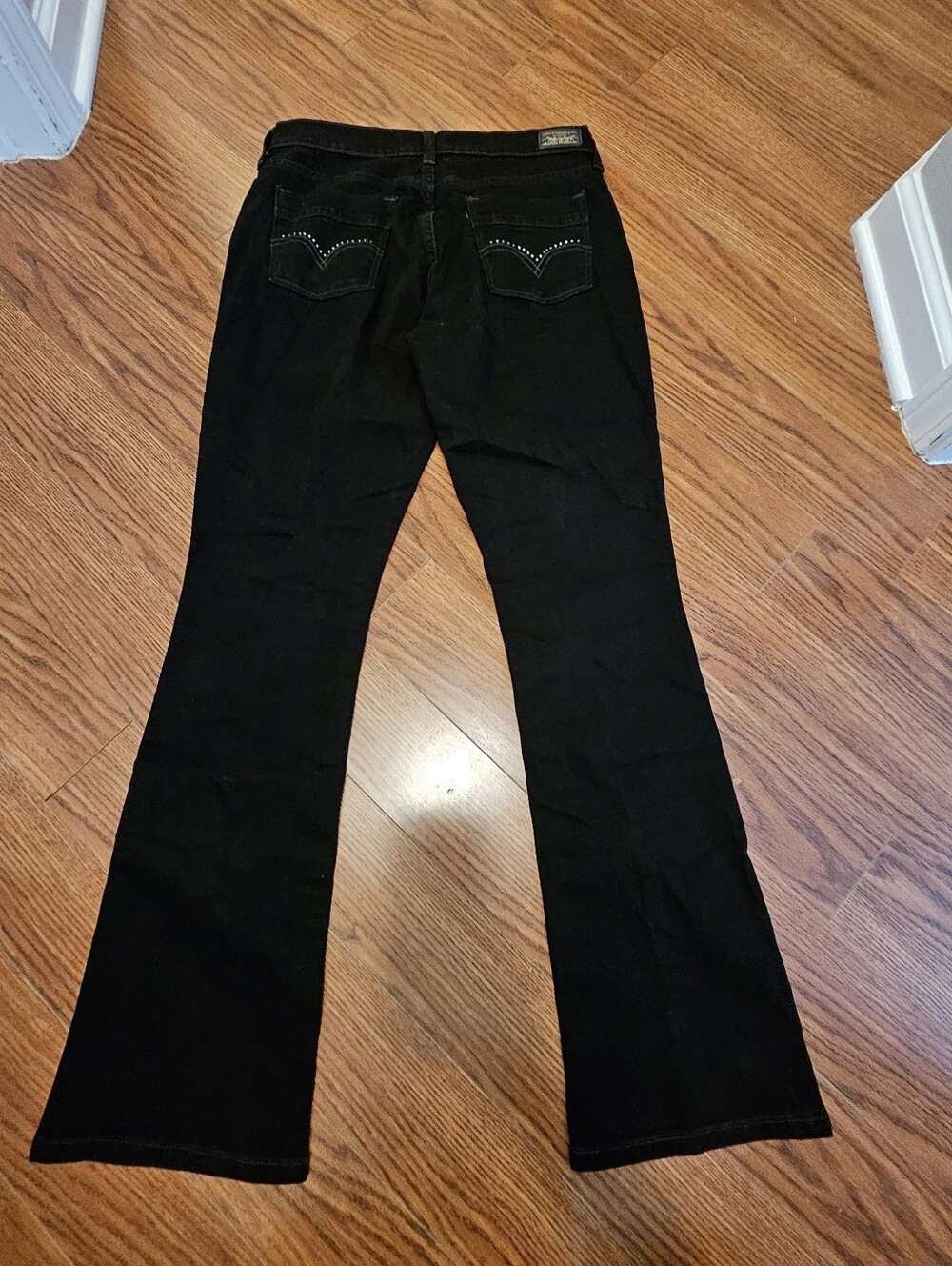 Jeans - Picture 9 of 11